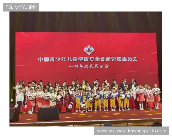 世界板球女子联赛与公益机构合办青少年营